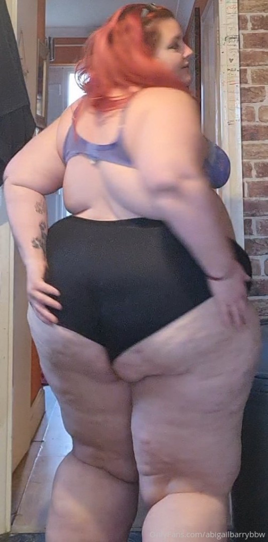 Photo by abigailbarrybbw published on November 20,2023 09:54:32 - BestThots