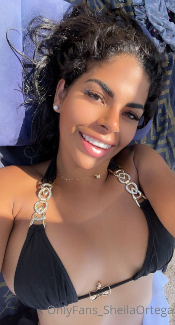 Photo by sheilaortegaoff published on October 16,2023 14:19:51 - BestThots