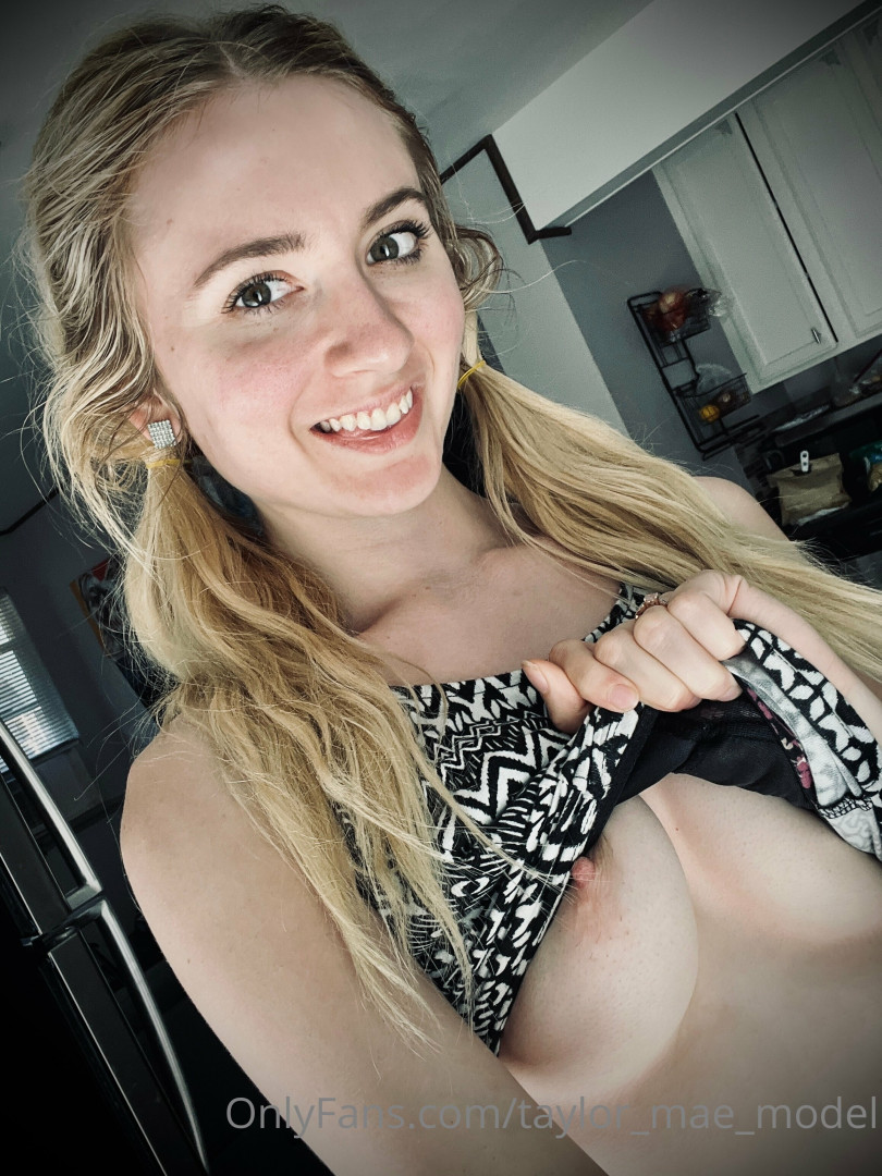 Photo by taylor_mae_model published on May 17,2023 08:42:44 - BestThots