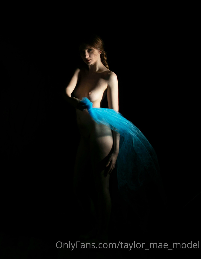 Photo by taylor_mae_model published on May 17,2023 08:44:24 - BestThots