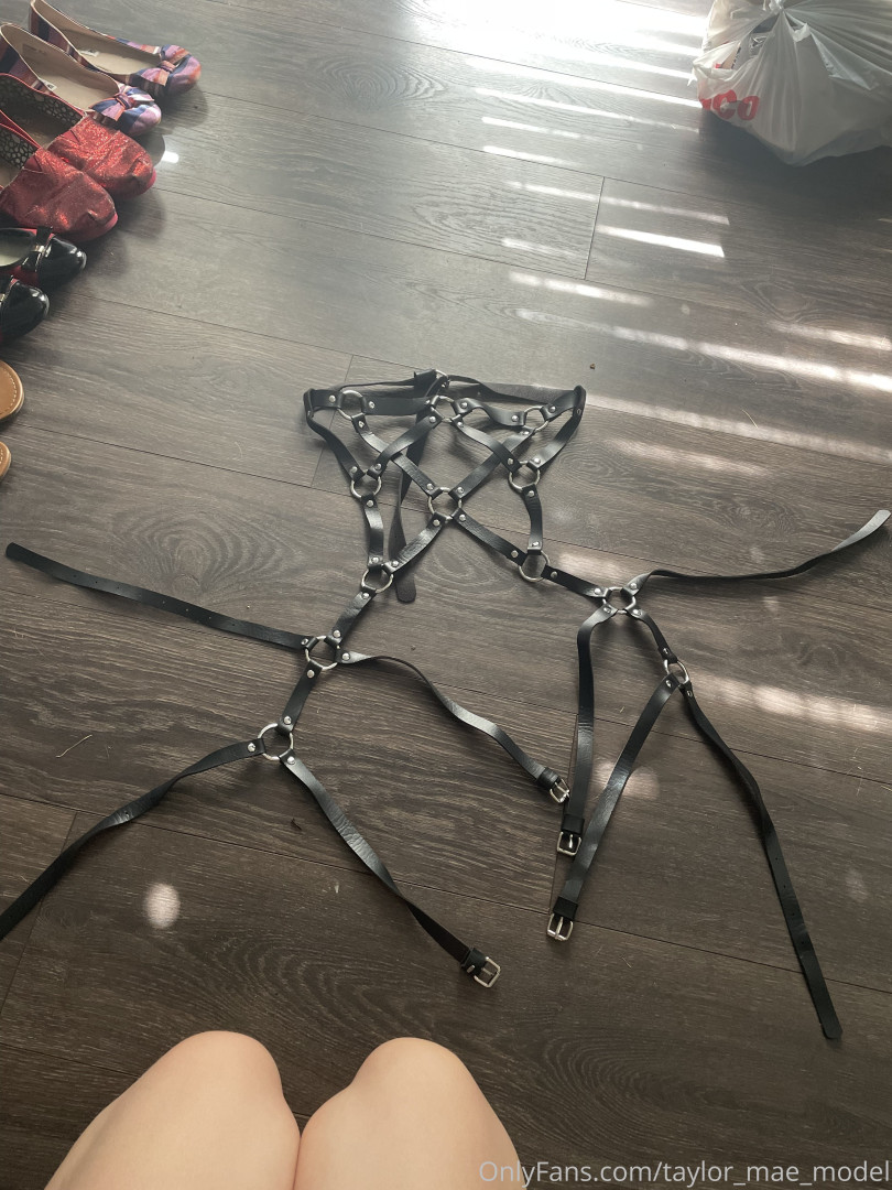 Photo by taylor_mae_model published on May 17,2023 08:48:18 - BestThots