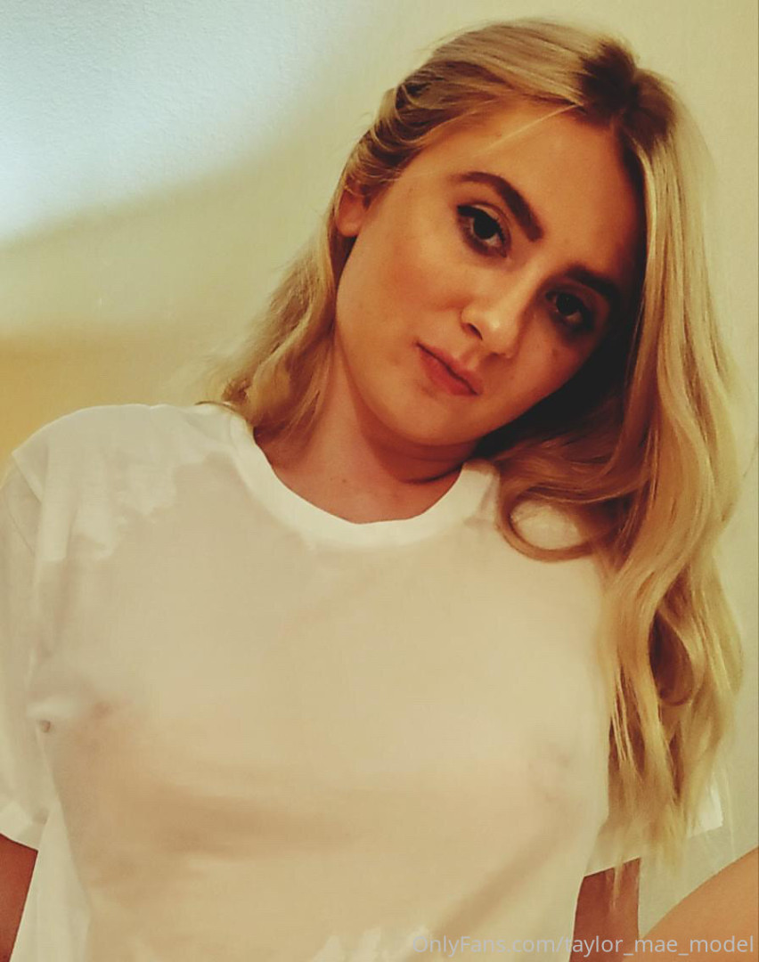 Photo by taylor_mae_model published on May 17,2023 08:49:28 - BestThots