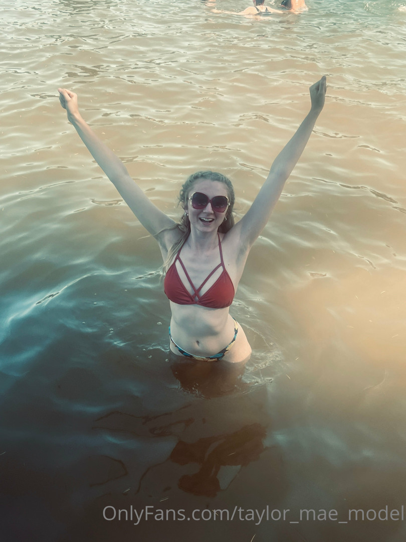 Photo by taylor_mae_model published on May 17,2023 08:49:53 - BestThots