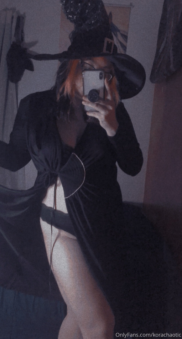 Photo by succubuskutie published on October 13,2023 05:07:03 - BestThots