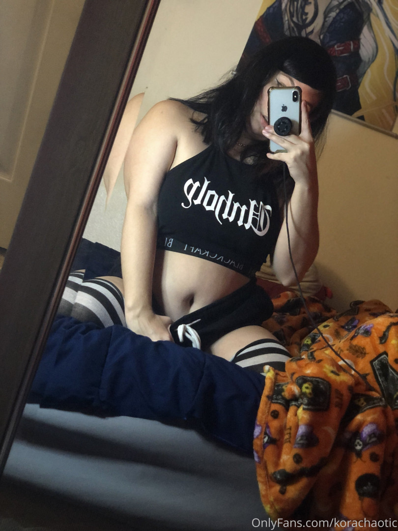 Photo by succubuskutie published on October 13,2023 05:27:11 - BestThots