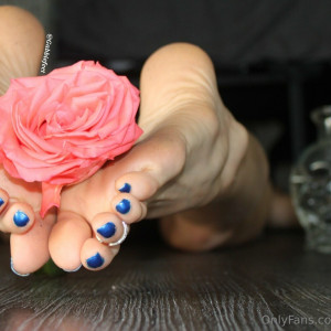 gabbiefeet #9335453