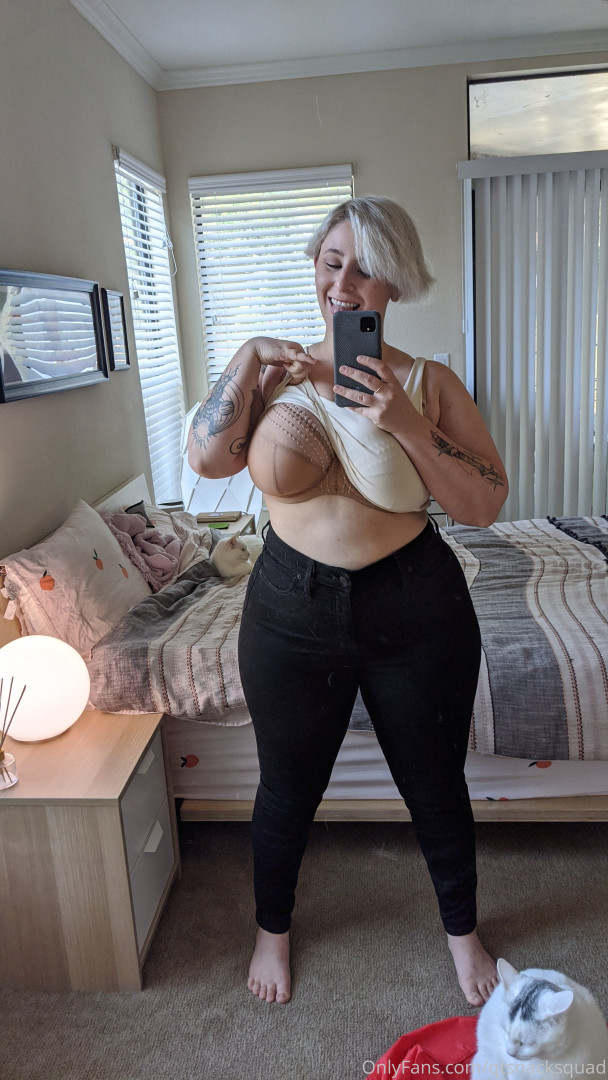 Photo by qtsnacksquad published on July 25,2023 06:24:20 - BestThots