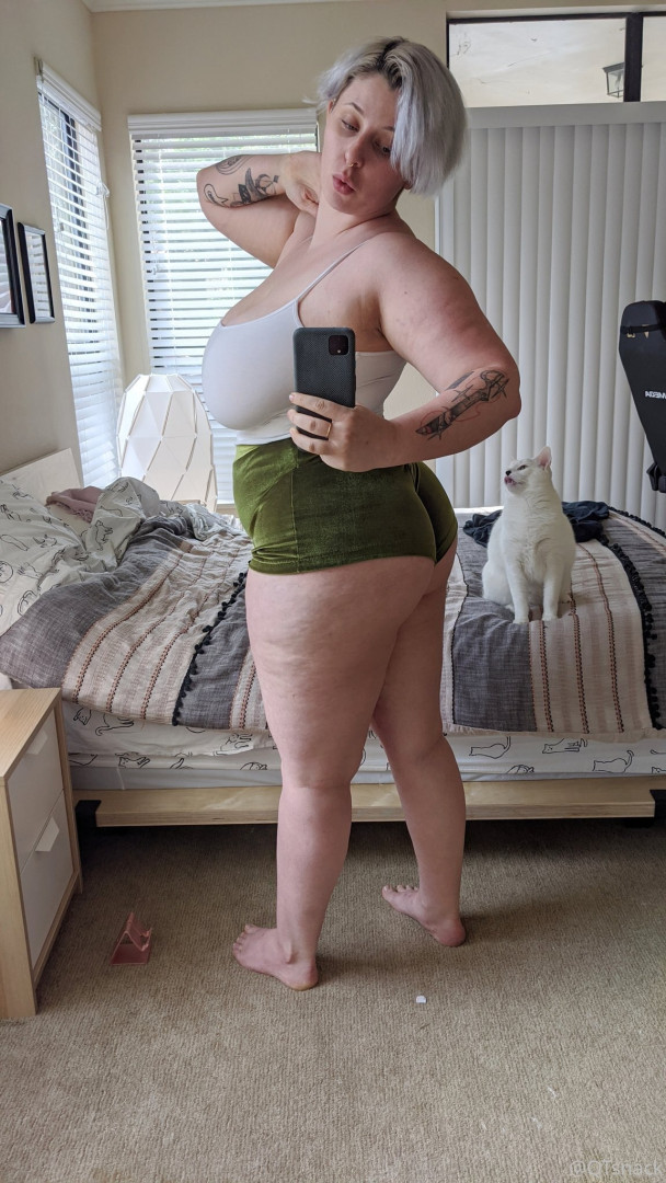 Photo by qtsnacksquad published on July 25,2023 06:30:45 - BestThots