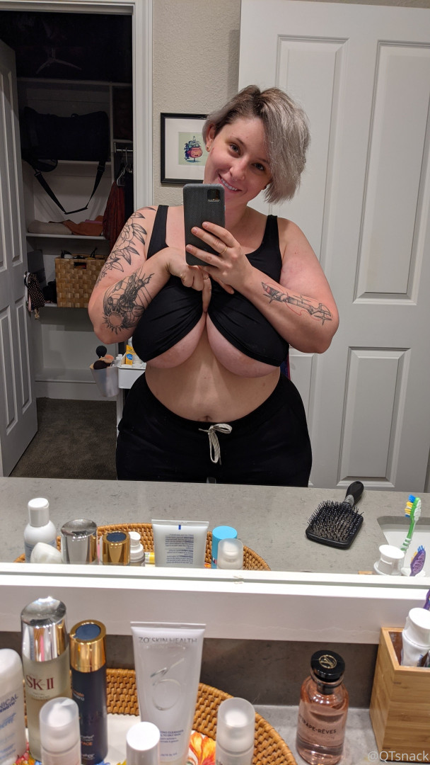 Photo by qtsnacksquad published on July 25,2023 06:31:02 - BestThots