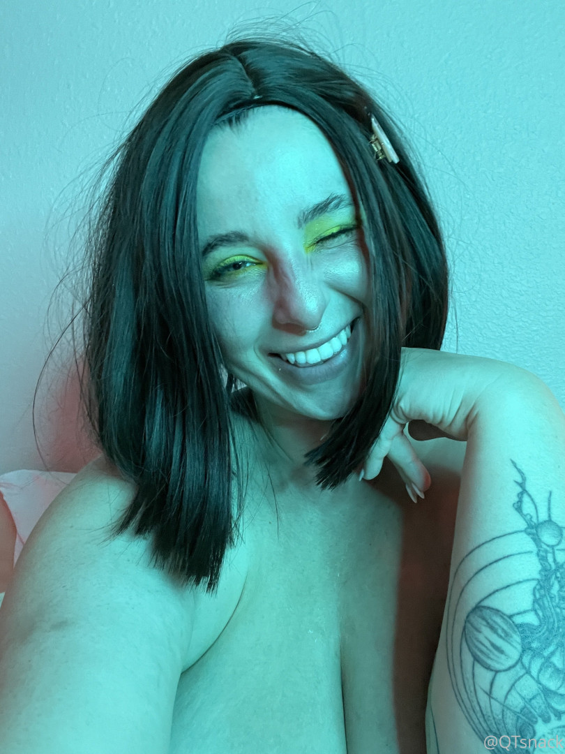 Photo by qtsnacksquad published on July 25,2023 06:42:06 - BestThots