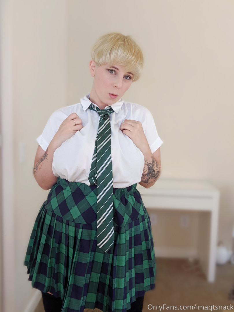 Photo by qtsnacksquad published on July 25,2023 06:45:24 - BestThots