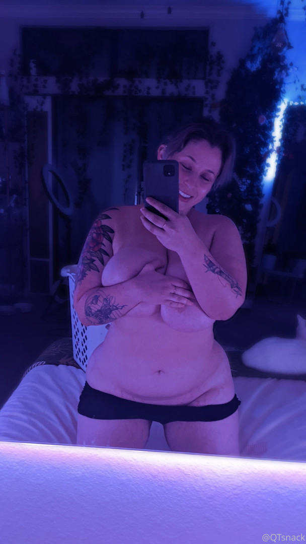 Photo by qtsnacksquad published on July 25,2023 06:46:58 - BestThots