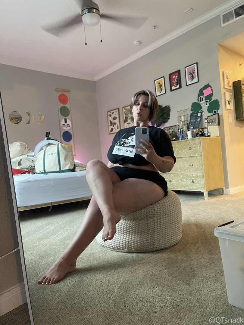 Photo by qtsnacksquad published on July 25,2023 06:51:11 - BestThots