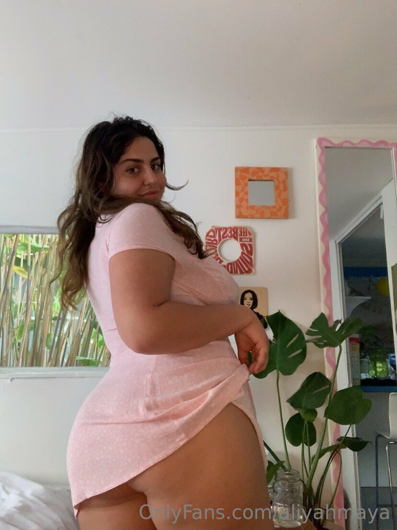 Photo by aliyahmaya published on October 14,2023 06:20:06 - BestThots