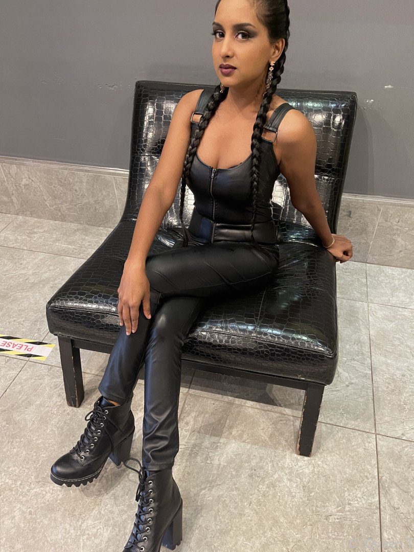 Photo by thequeentrish published on June 7,2023 23:43:06 - BestThots