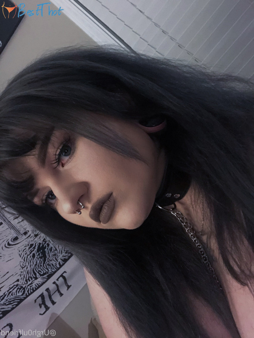Photo by sxtxnsharlot published on December 16,2024 16:05:13 - BestThots