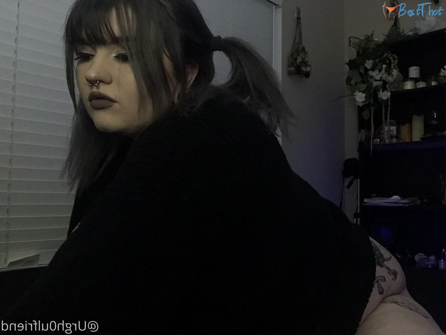 Photo by sxtxnsharlot published on December 16,2024 18:05:13 - BestThots