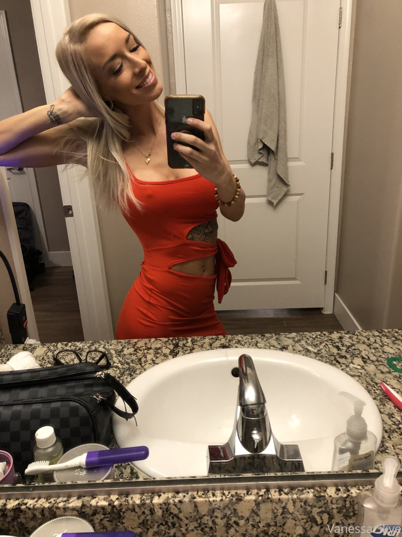 Photo by thevanessaskye published on June 12,2023 20:42:49 - BestThots