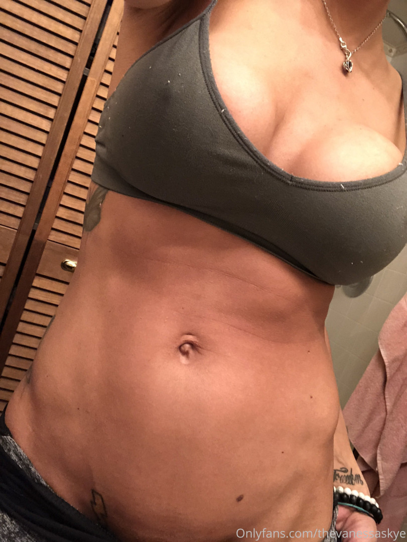 Photo by thevanessaskye published on June 12,2023 20:49:15 - BestThots