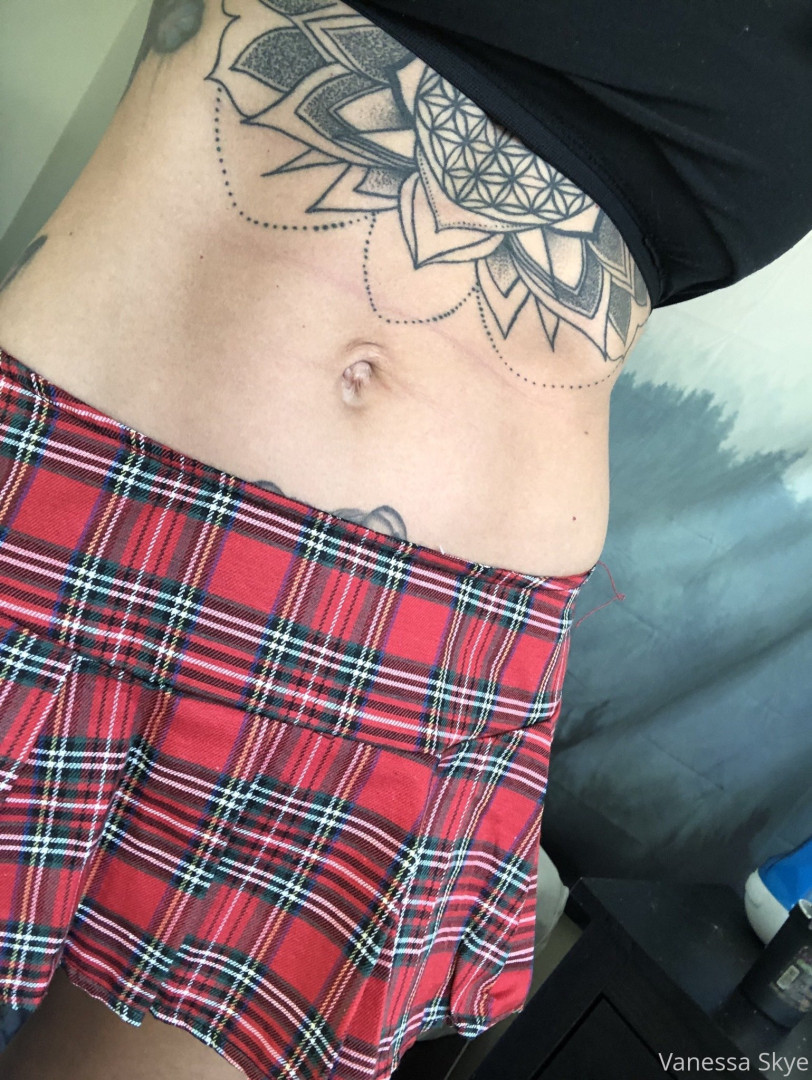 Photo by thevanessaskye published on June 12,2023 20:50:14 - BestThots