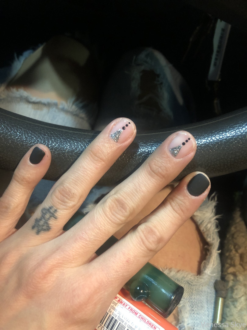 Photo by thevanessaskye published on June 12,2023 20:51:27 - BestThots