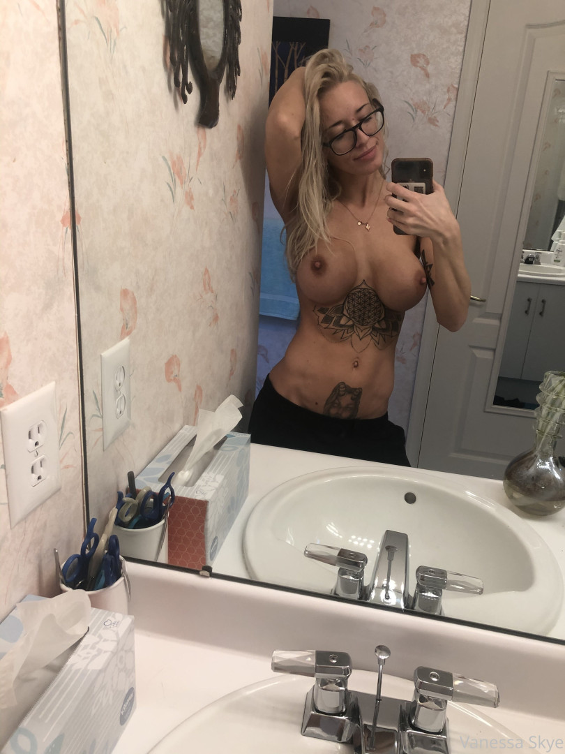 Photo by thevanessaskye published on June 12,2023 20:52:20 - BestThots