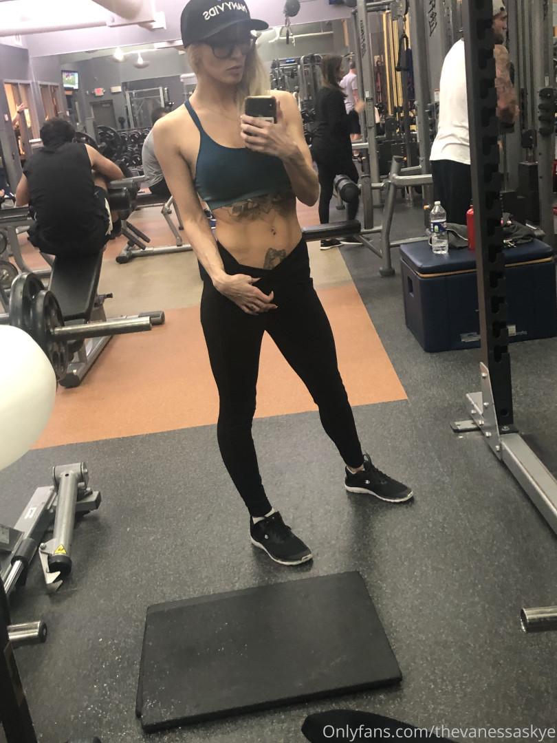 Photo by thevanessaskye published on June 12,2023 20:53:25 - BestThots