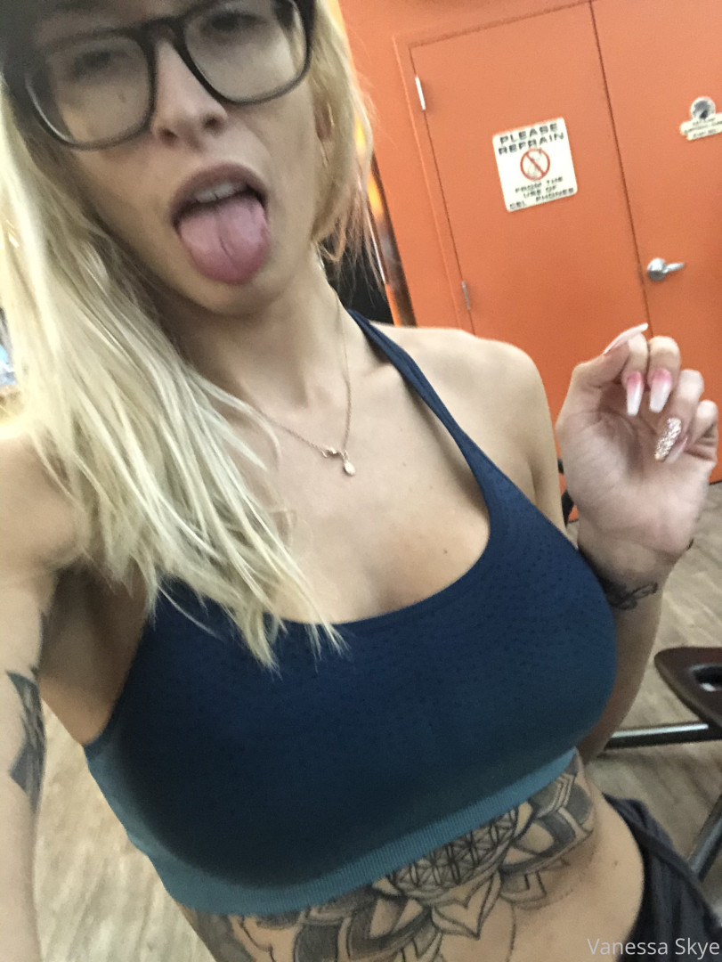 Photo by thevanessaskye published on June 12,2023 20:53:54 - BestThots