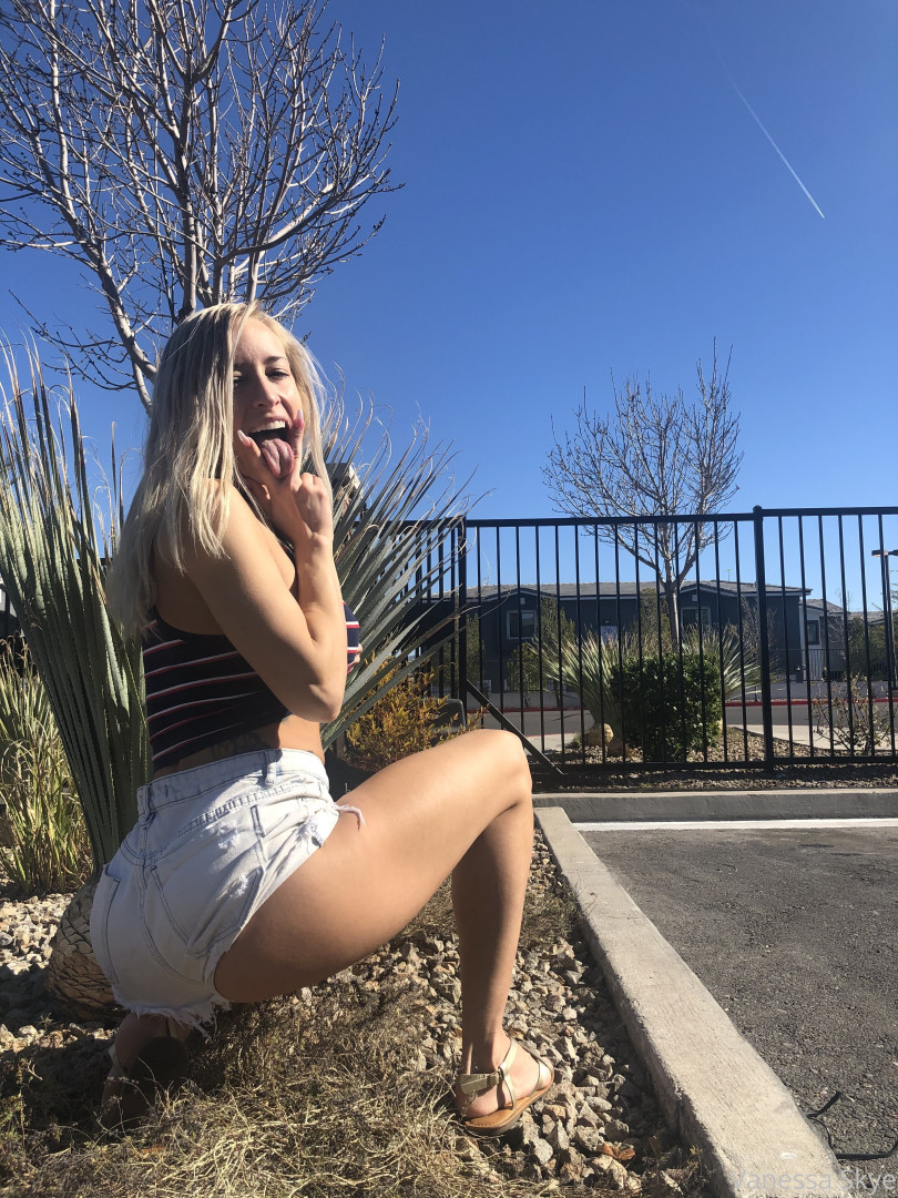 Photo by thevanessaskye published on June 12,2023 20:59:11 - BestThots