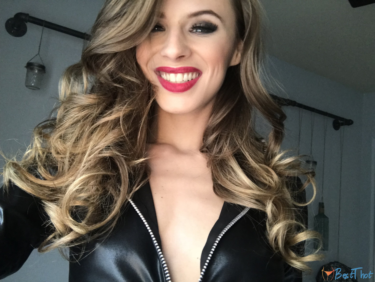 Photo by xojillianjanson published on December 20,2024 16:09:11 - BestThots