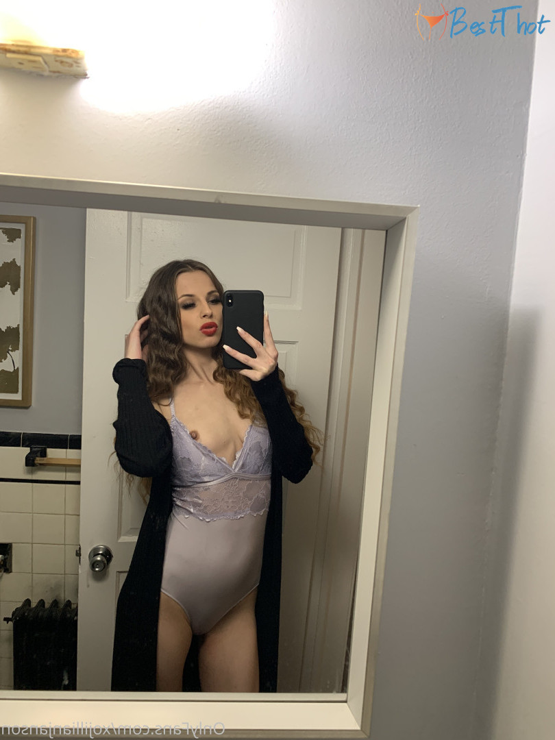 Photo by xojillianjanson published on December 20,2024 18:08:59 - BestThots
