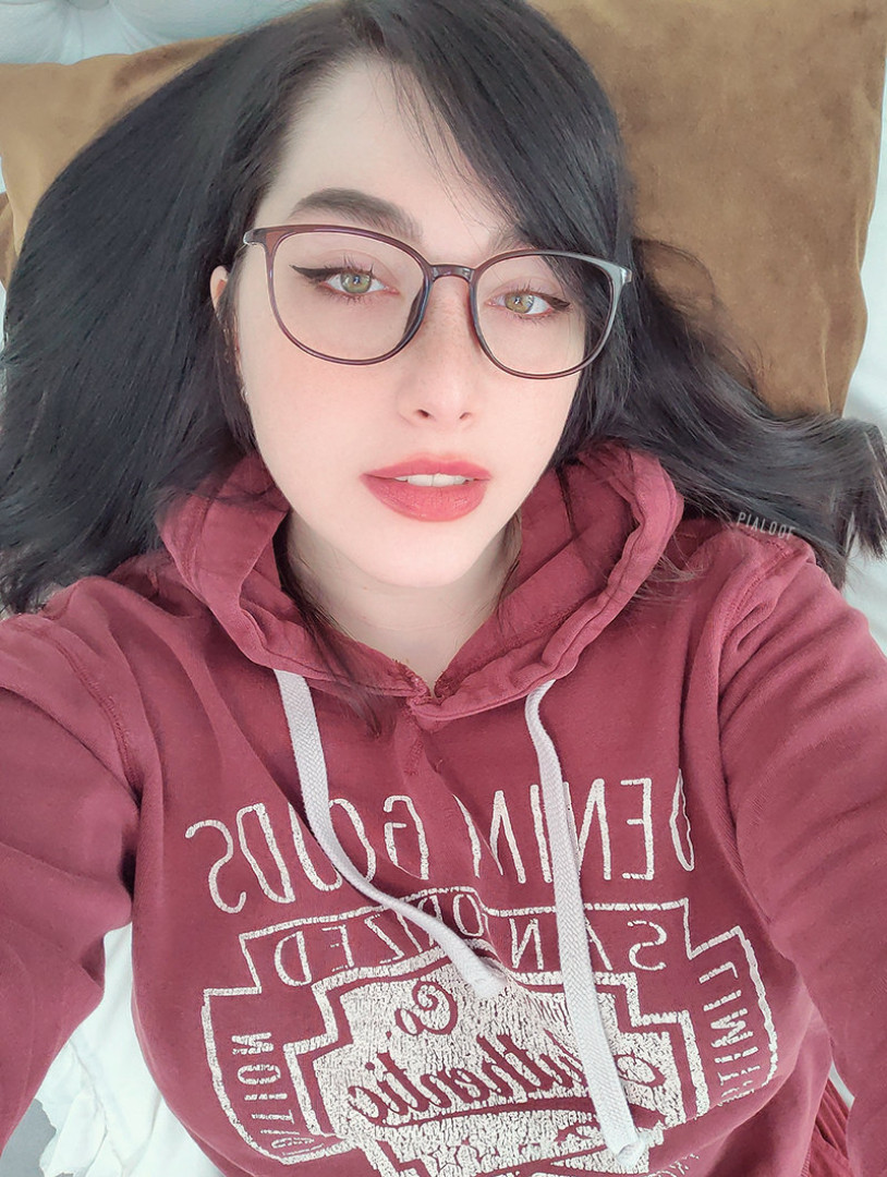 Photo by pialoof published on July 5,2023 18:00:18 - BestThots