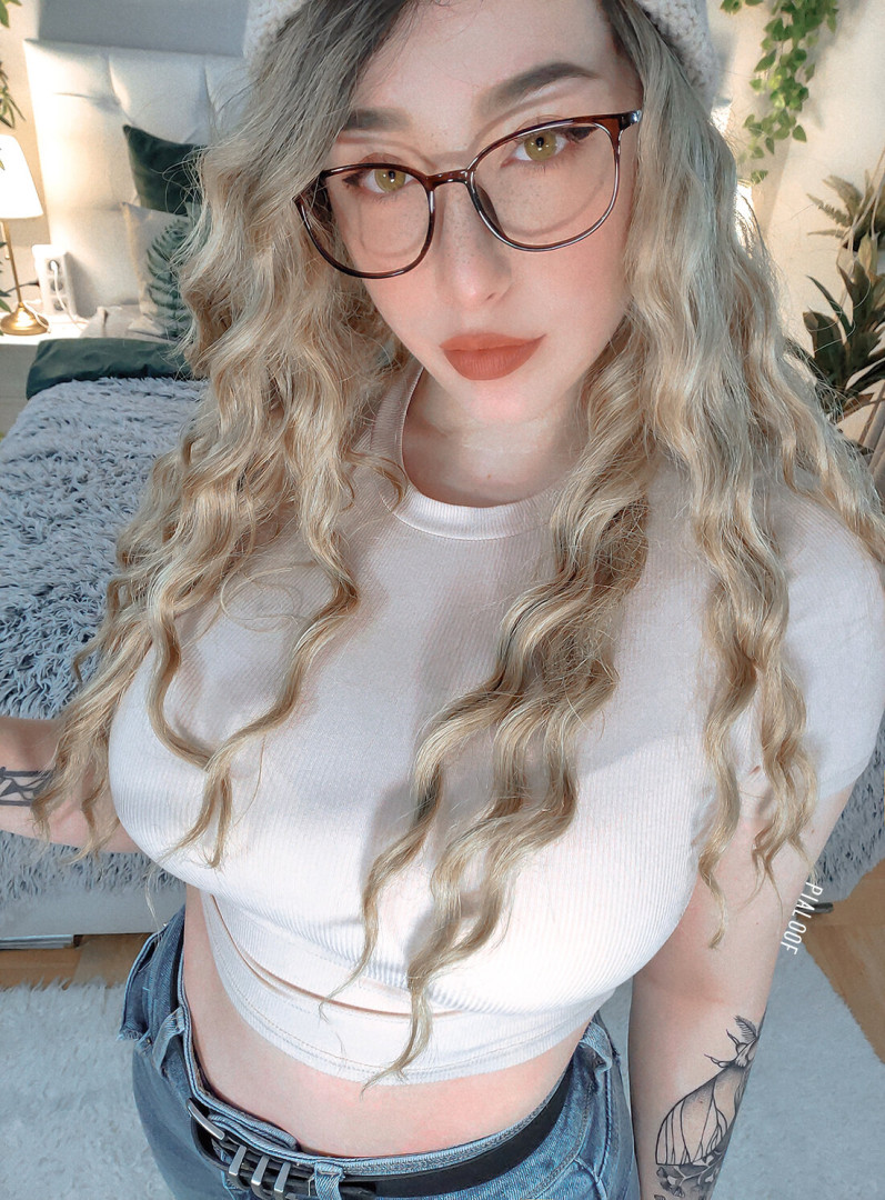 Photo by pialoof published on July 5,2023 18:04:53 - BestThots