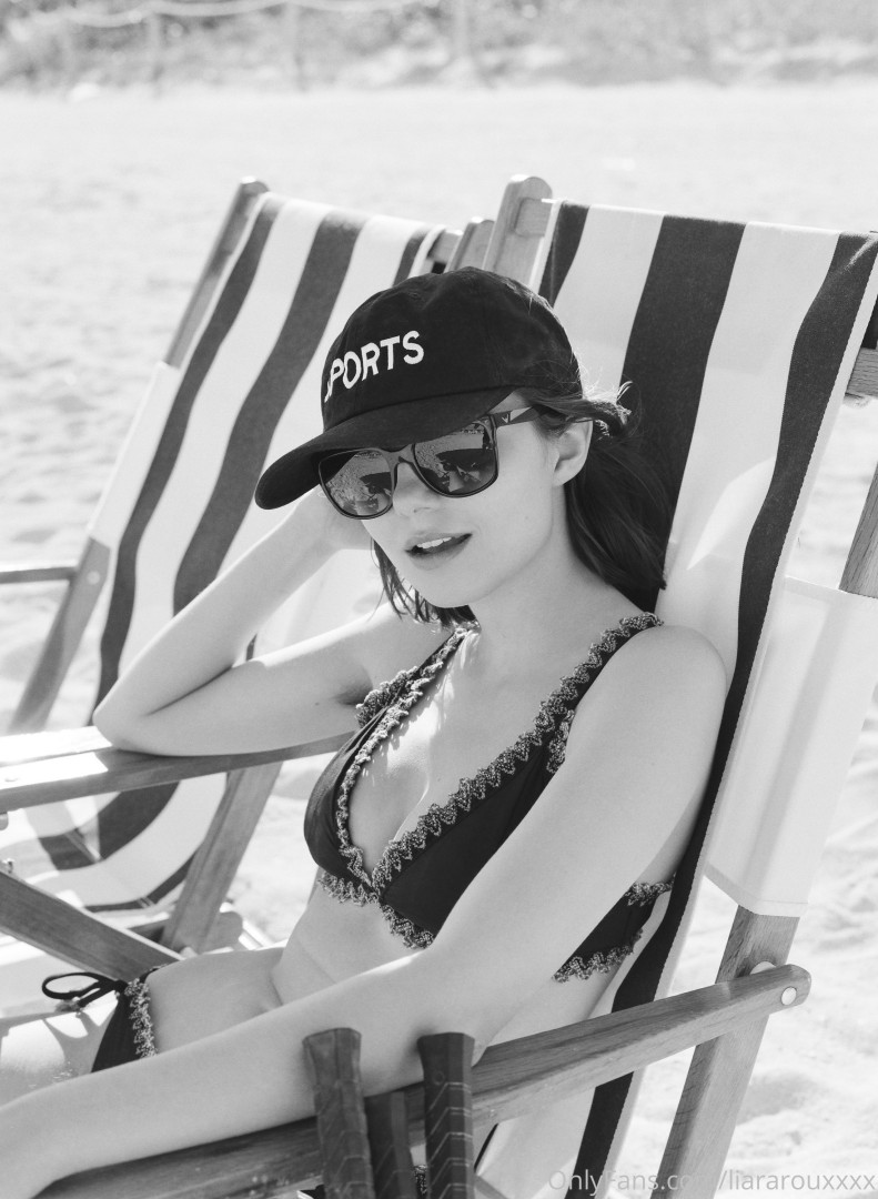Photo by liararouxxxx published on July 8,2023 16:12:46 - BestThots