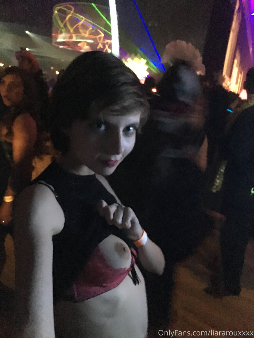 Photo by liararouxxxx published on July 8,2023 16:18:27 - BestThots
