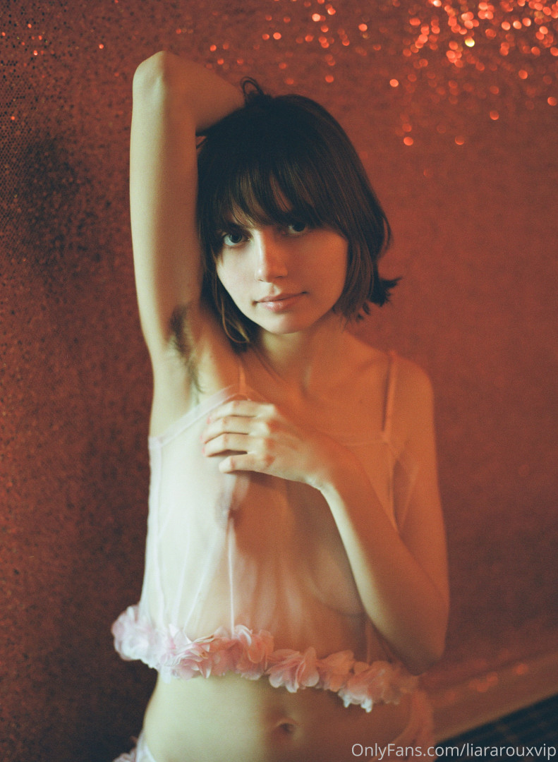 Photo by liararouxxxx published on July 8,2023 16:19:13 - BestThots