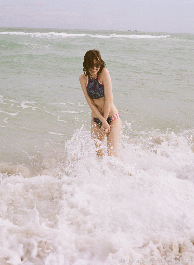 Photo by liararouxxxx published on July 8,2023 16:34:49 - BestThots