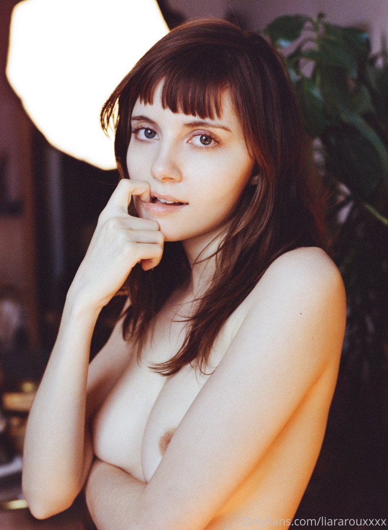 Photo by liararouxxxx published on July 8,2023 16:38:28 - BestThots