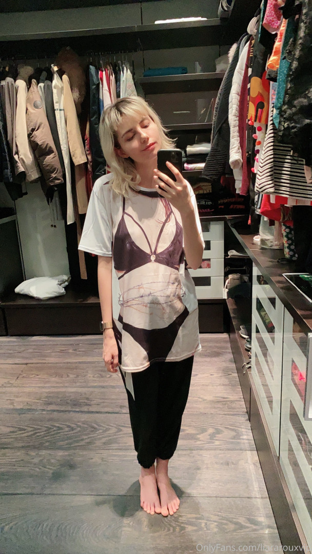 Photo by liararouxxxx published on July 8,2023 16:42:04 - BestThots