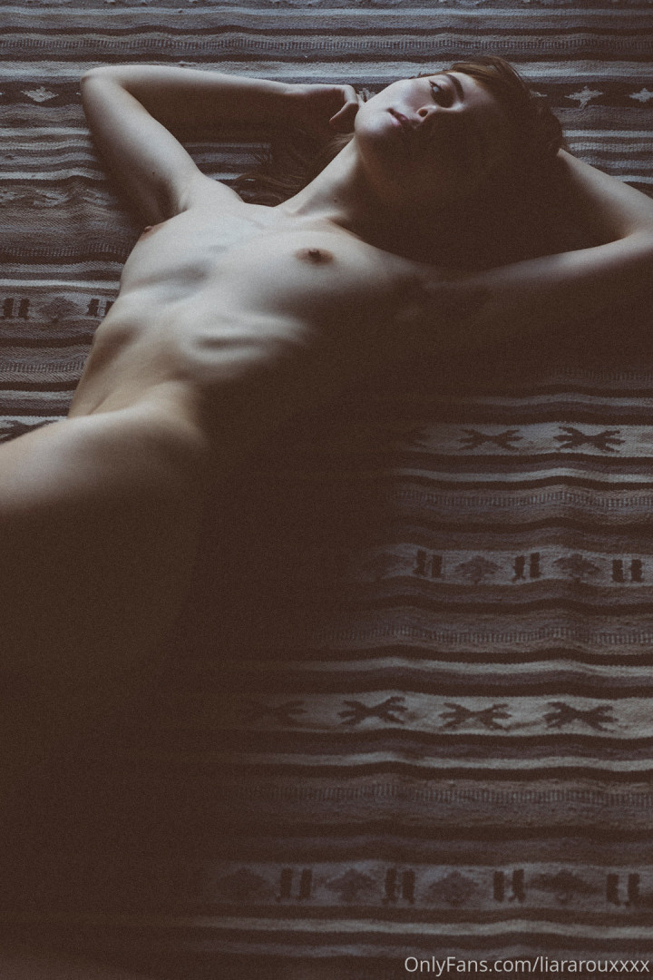 Photo by liararouxxxx published on July 8,2023 16:51:57 - BestThots