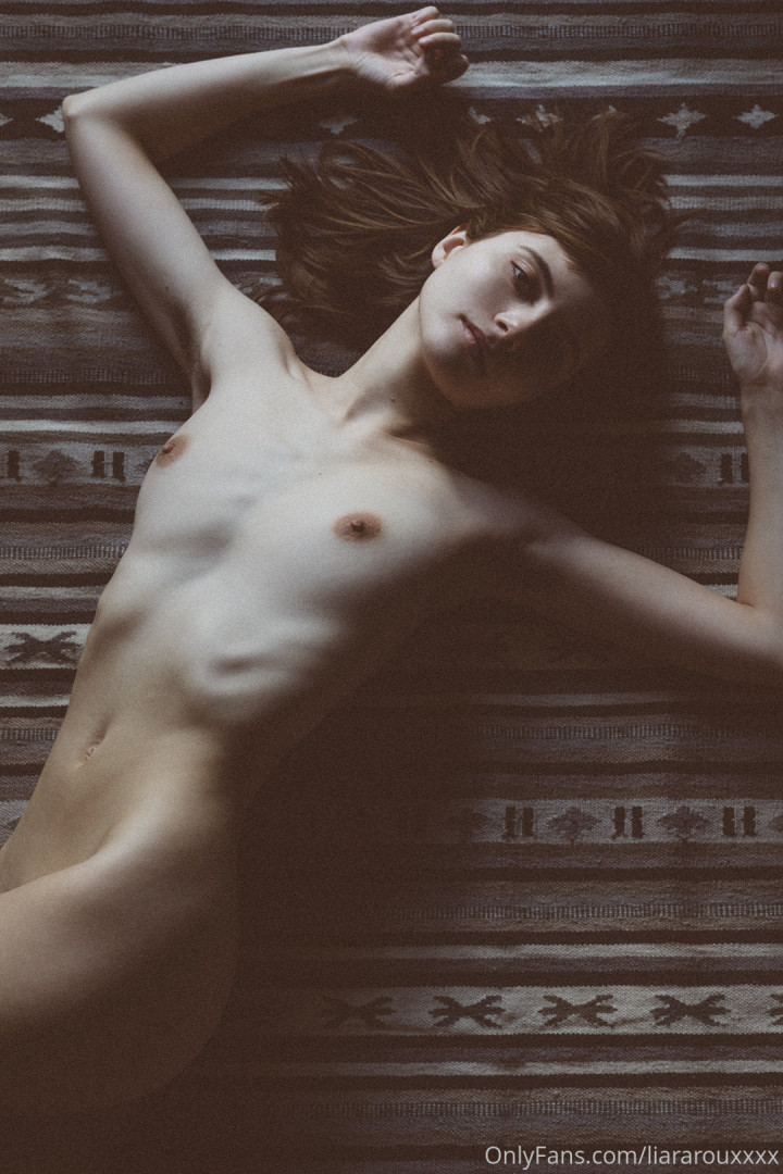 Photo by liararouxxxx published on July 8,2023 16:53:19 - BestThots