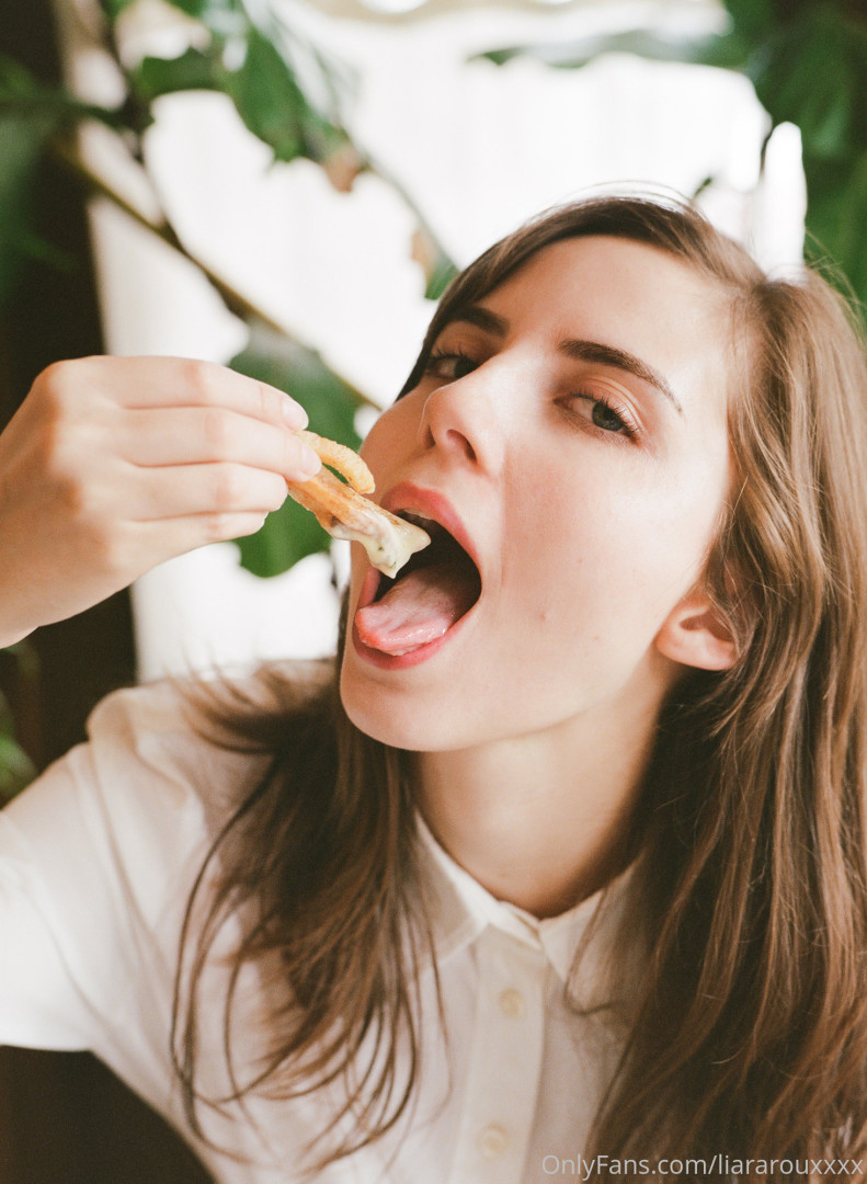 Photo by liararouxxxx published on July 8,2023 16:53:22 - BestThots