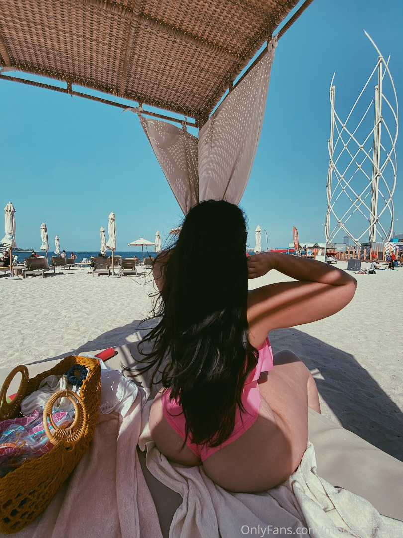 Photo by zinahadid published on May 15,2023 15:13:53 - BestThots