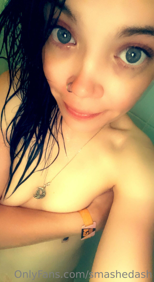 Photo by smashedash published on May 17,2023 21:48:25 - BestThots