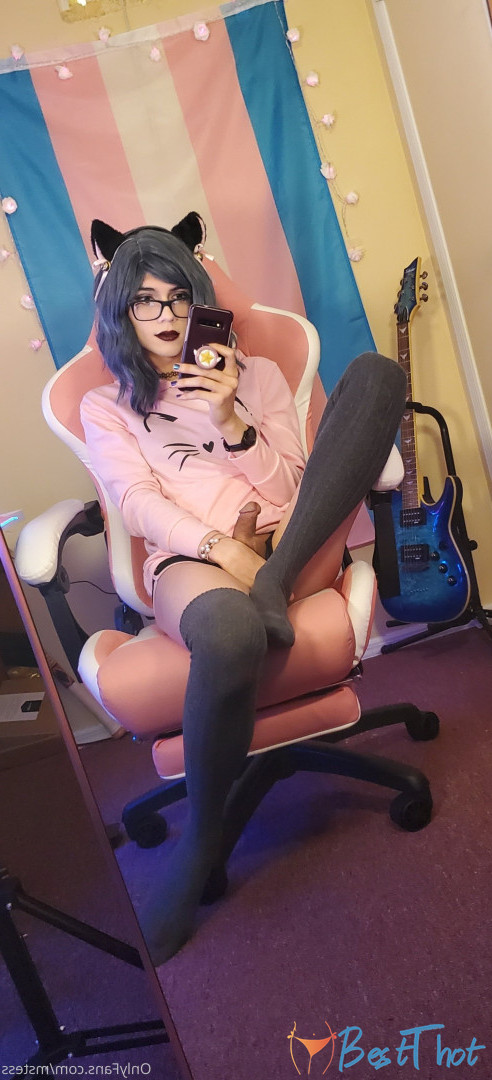 Photo by mstess published on December 20,2024 22:07:25 - BestThots