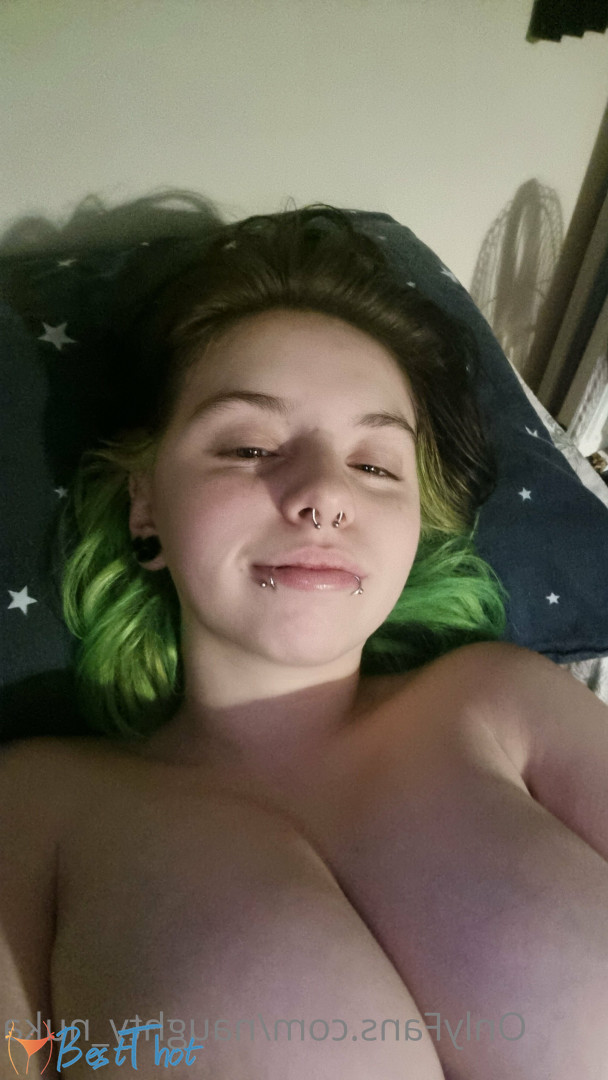 Photo by naughty_nuka published on December 21,2024 08:09:00 - BestThots