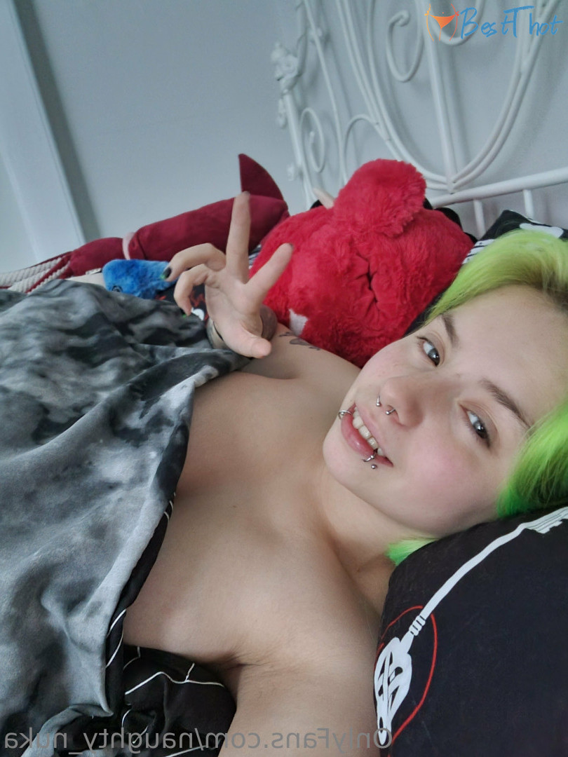 Photo by naughty_nuka published on December 21,2024 08:09:03 - BestThots