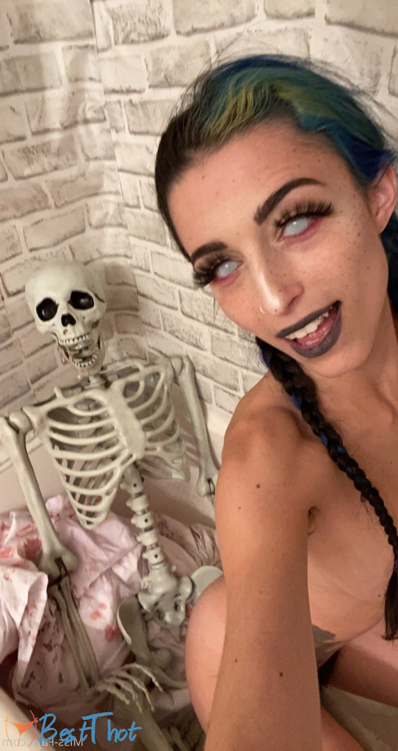 Photo by ohheymissfaye published on December 12,2024 10:01:59 - BestThots