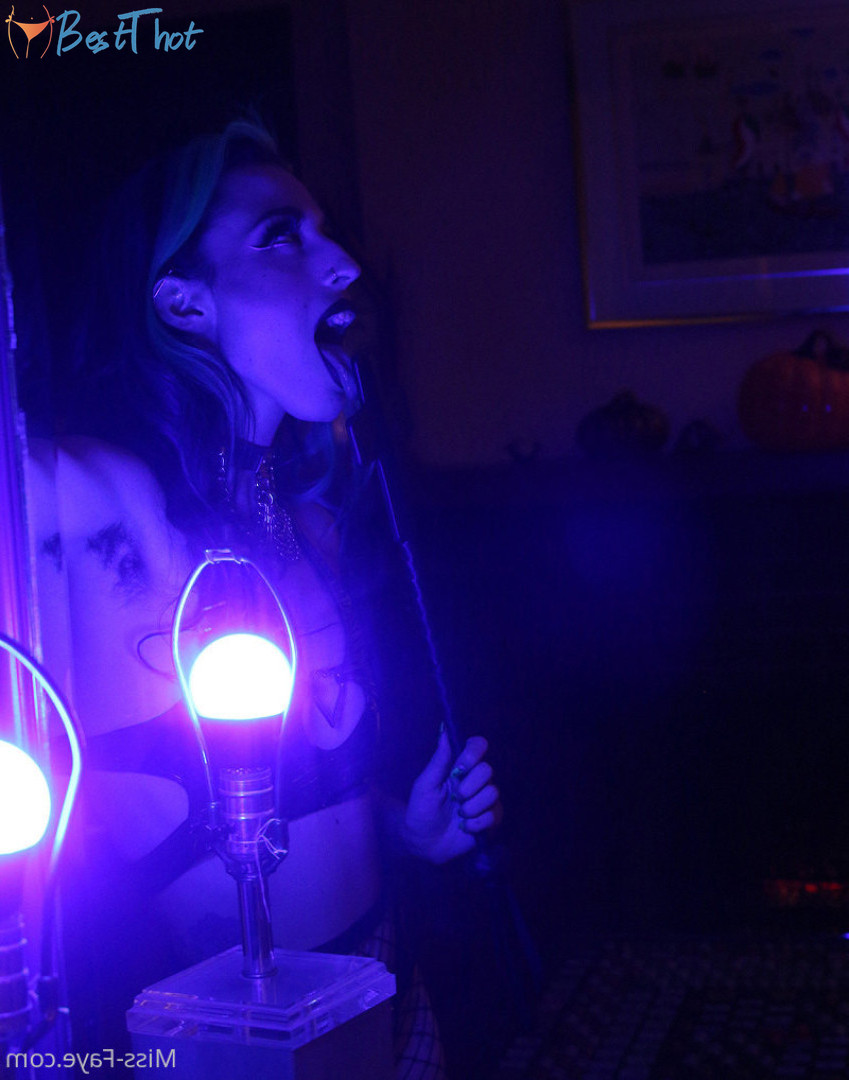 ohheymissfaye #9414711