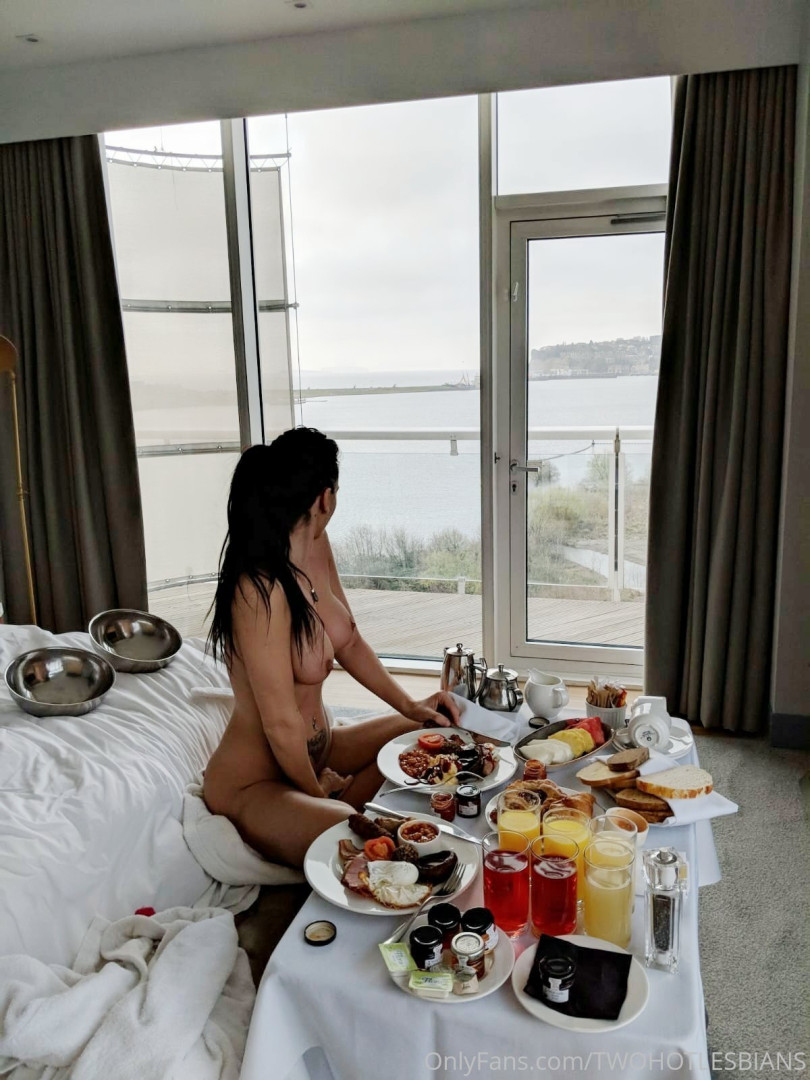 Photo by twohotlesbians published on May 16,2023 13:40:12 - BestThots